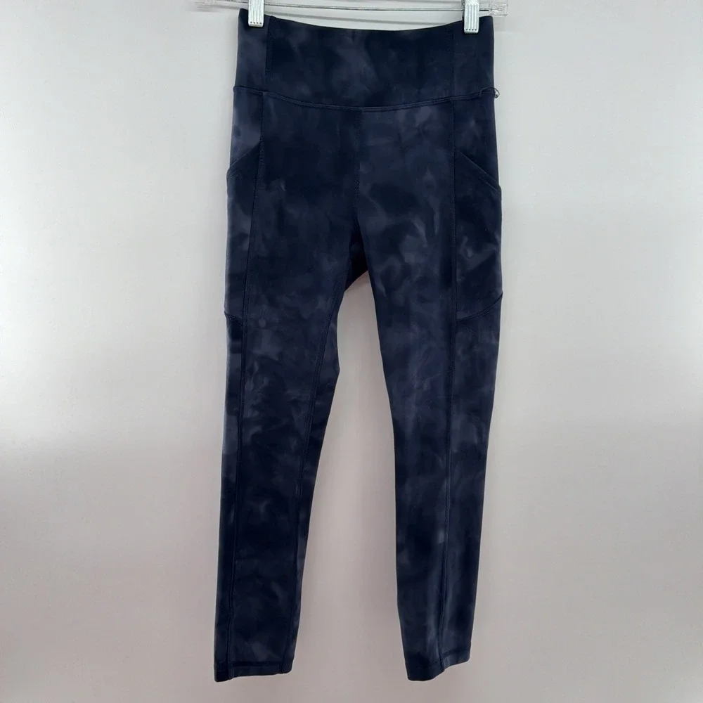 Lululemon Women's Tie Dye Leggings Size 4 Navy Tie Dye Yoga Athletic Gym Pants
